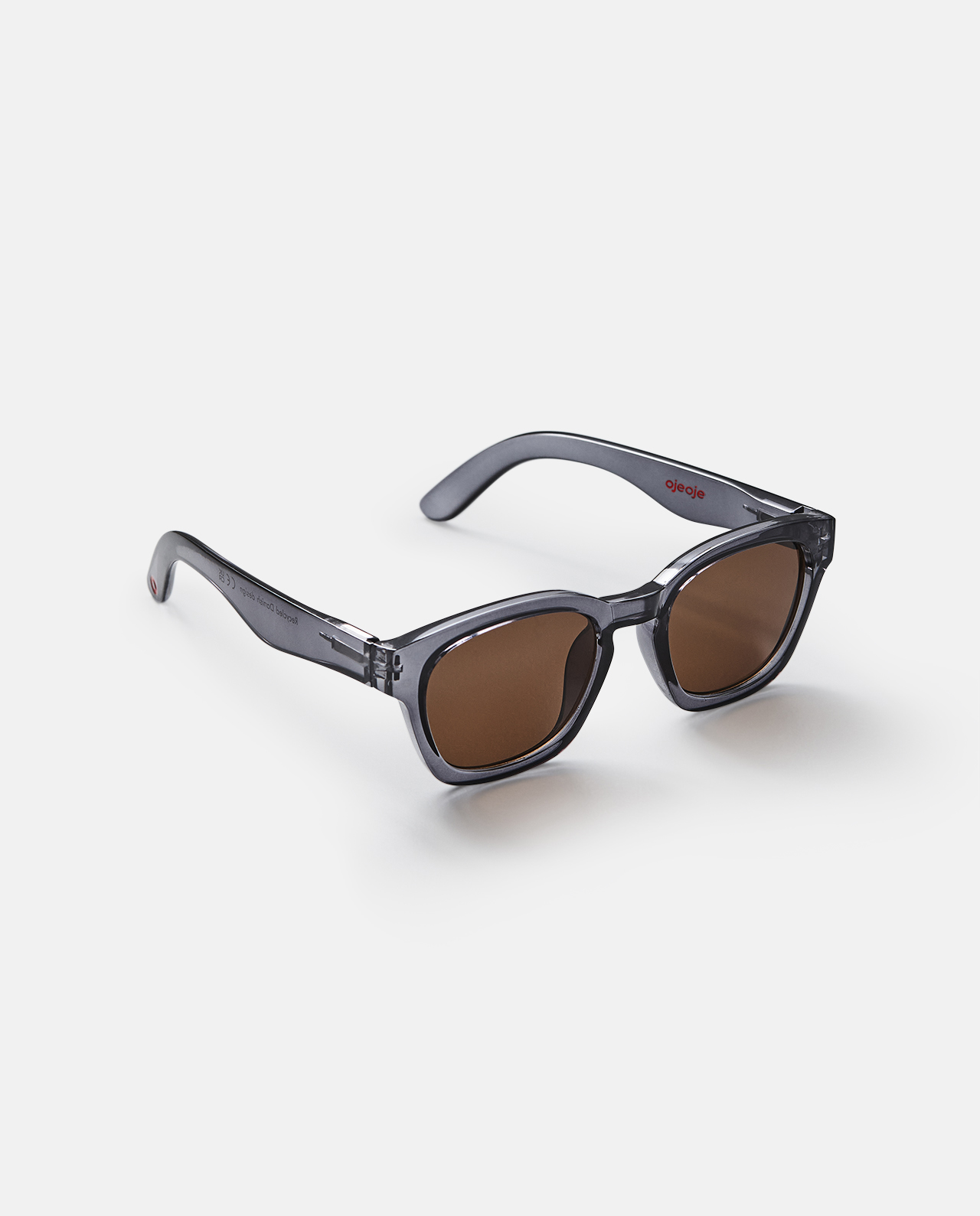 Solbriller fra OjeOje – Sort (Model D)