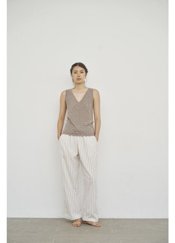 Care By Me | Top "Christine" - Dark Brown - Image 3