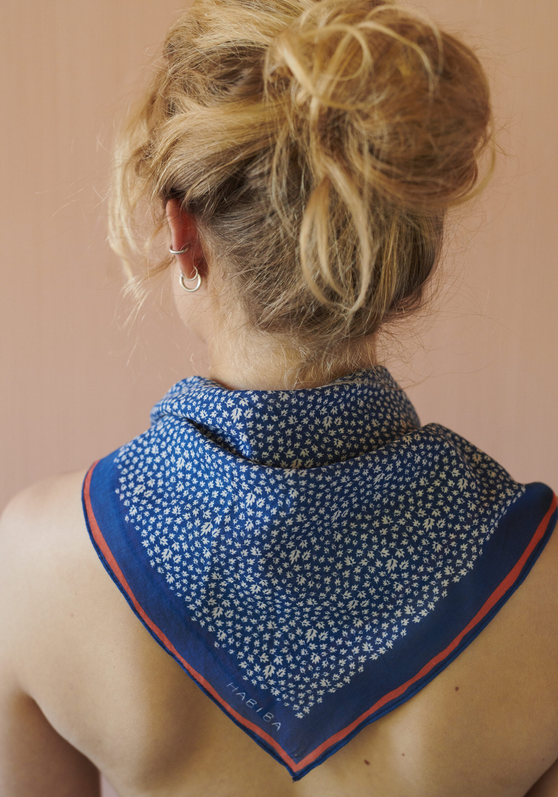 Habiba Bandana - Autum Leaf (Indigo) - Billede 3