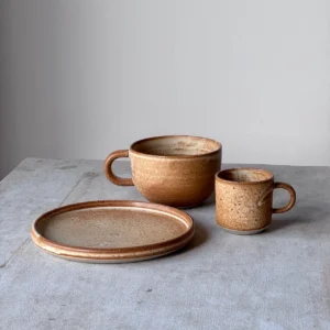 Tekop Oda | Julie Damhus Studio – brun