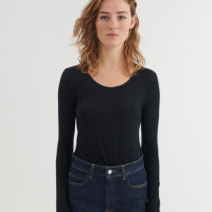 Rinja langærmet t-shirt | Basic Apparel – Sky Captain