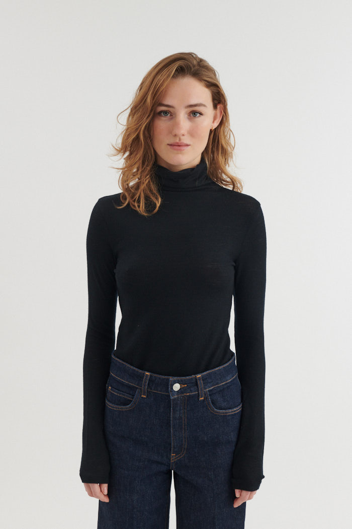 Rinja T-neck | Basic Apparel - Chocolate torte Rinja T-neck | Basic Apparel - Chocolate torte - Billede 2