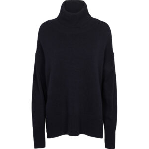 Liz T-neck | Basic Apparel – Navy