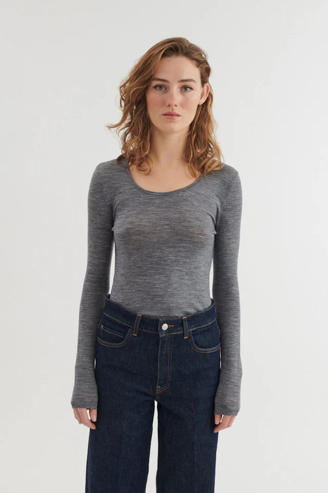 Rinja langærmet t-shirt | Basic Apparel - Grey Mel Rinja langærmet t-shirt | Basic Apparel - Grey Mel